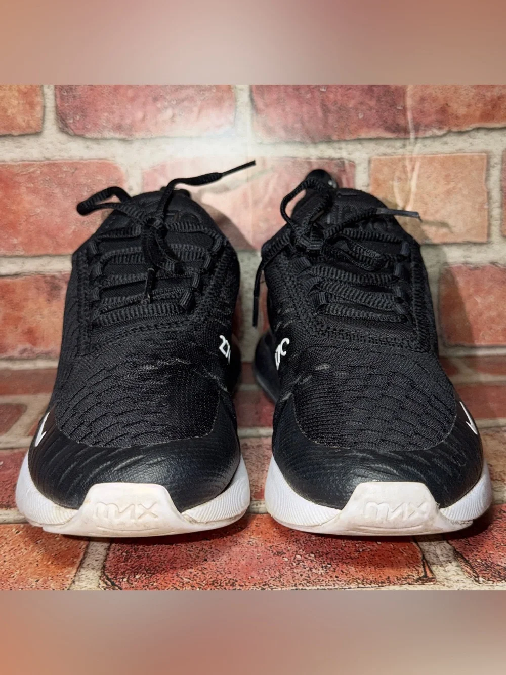 Pre-Owned Nike Air Max 270 Black White Sneakers Shoes GS Size 4Y 943345-001